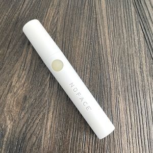 NuFace Eye/Lips Wand